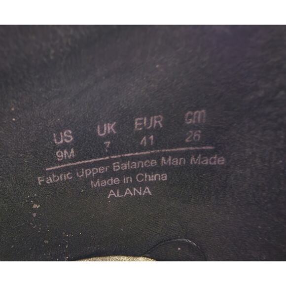 FERGALICIOUS By FERGIE Womens ALANA Ballet Flats Shoes Black Slip On Ruffle 7M - Picture 7 of 7